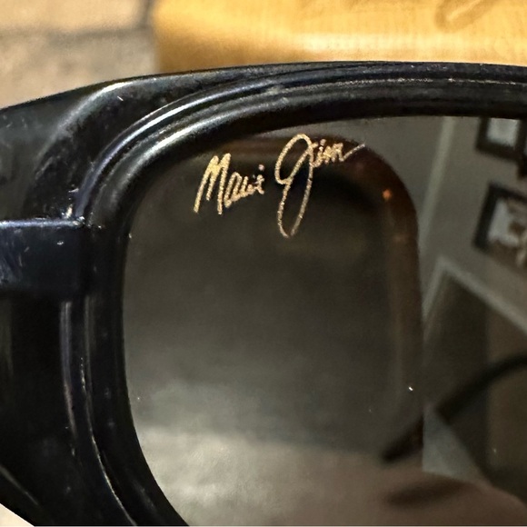 Maui Jim ‘Kapa’ Polarized Sunglasses - Picture 5 of 9